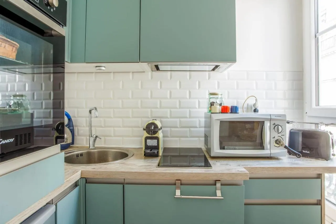 Charming Parisian Flat In The 11Th Arrondissement - Welkeys Apartment 0*, Paris France