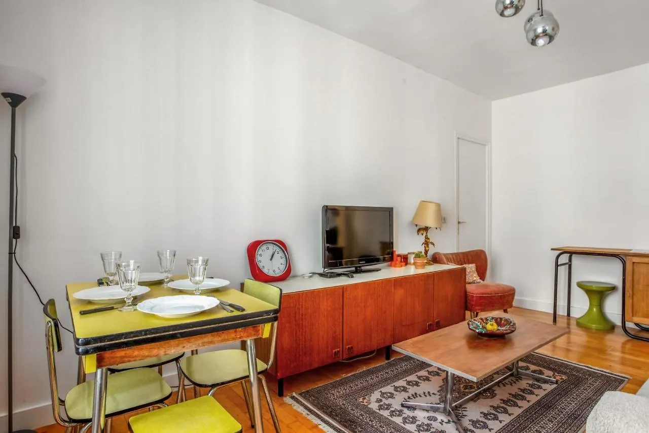 Charming Parisian Flat In The 11Th Arrondissement - Welkeys Apartment France