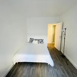 Appartement Bastille - Voltaire - Le Marais - Centre De - 5 Pers, Paris
